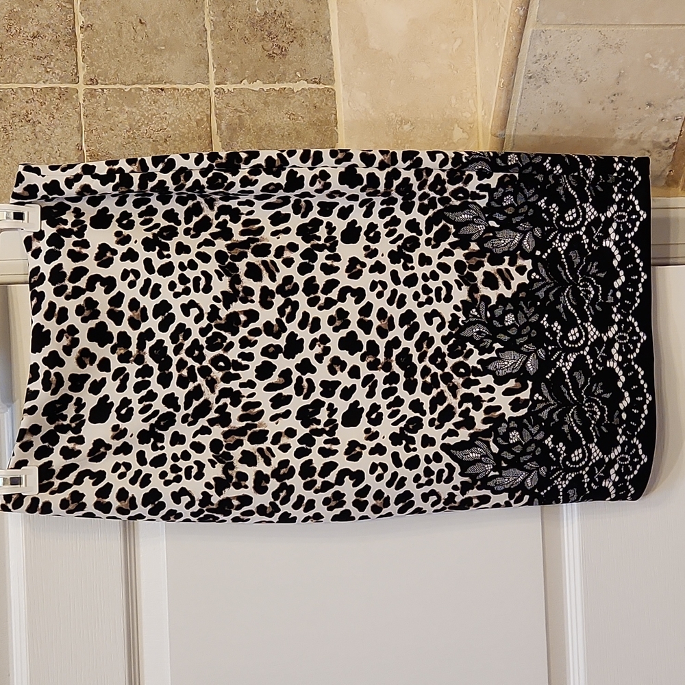 NY&C leopard print Skirt